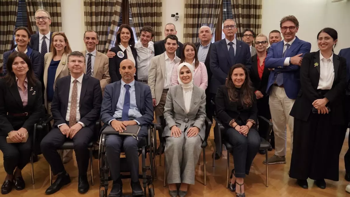bakan goktas italyada engelli bireyler icin is birligi gorusmeleri yapti RsRklwej.jpg
