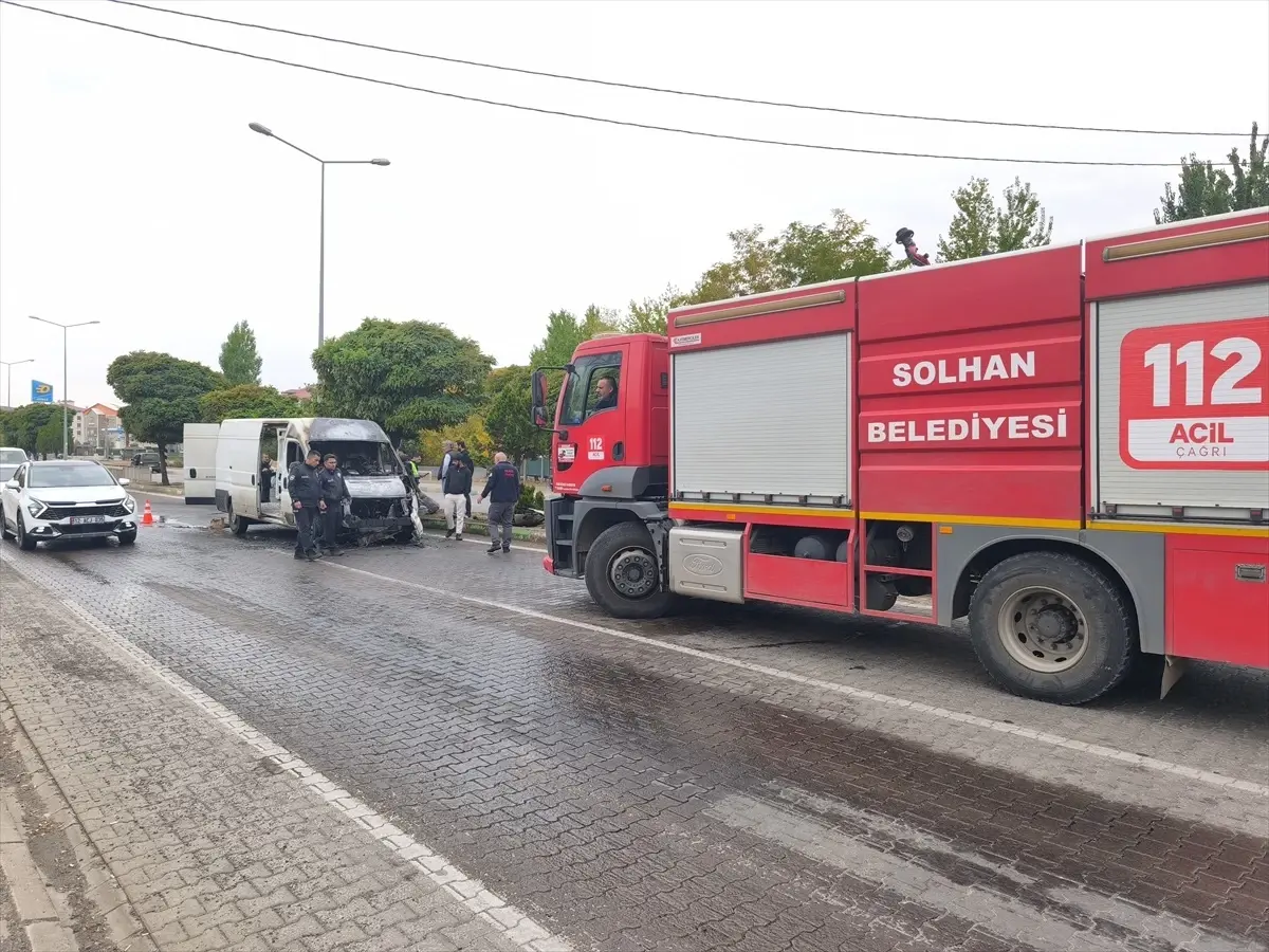 bingolde panelvan alev aldi GxtnVvE9.jpg