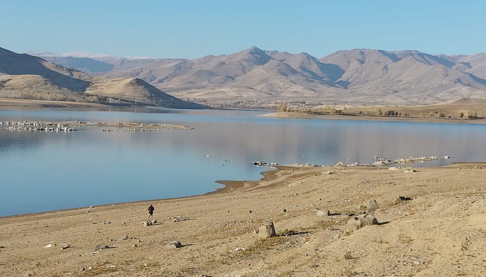 ercisteki barajlarin su seviyesi kritik seviyelere dustu Mi7rbhGX.jpg