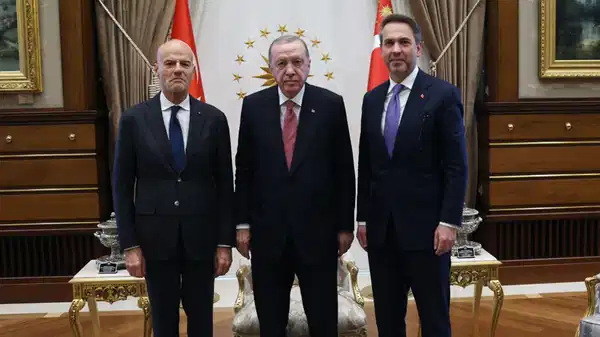 erdogan italya milli hidrokarbon ajansi baskanini kabul etti 2jRX82qw.jpg