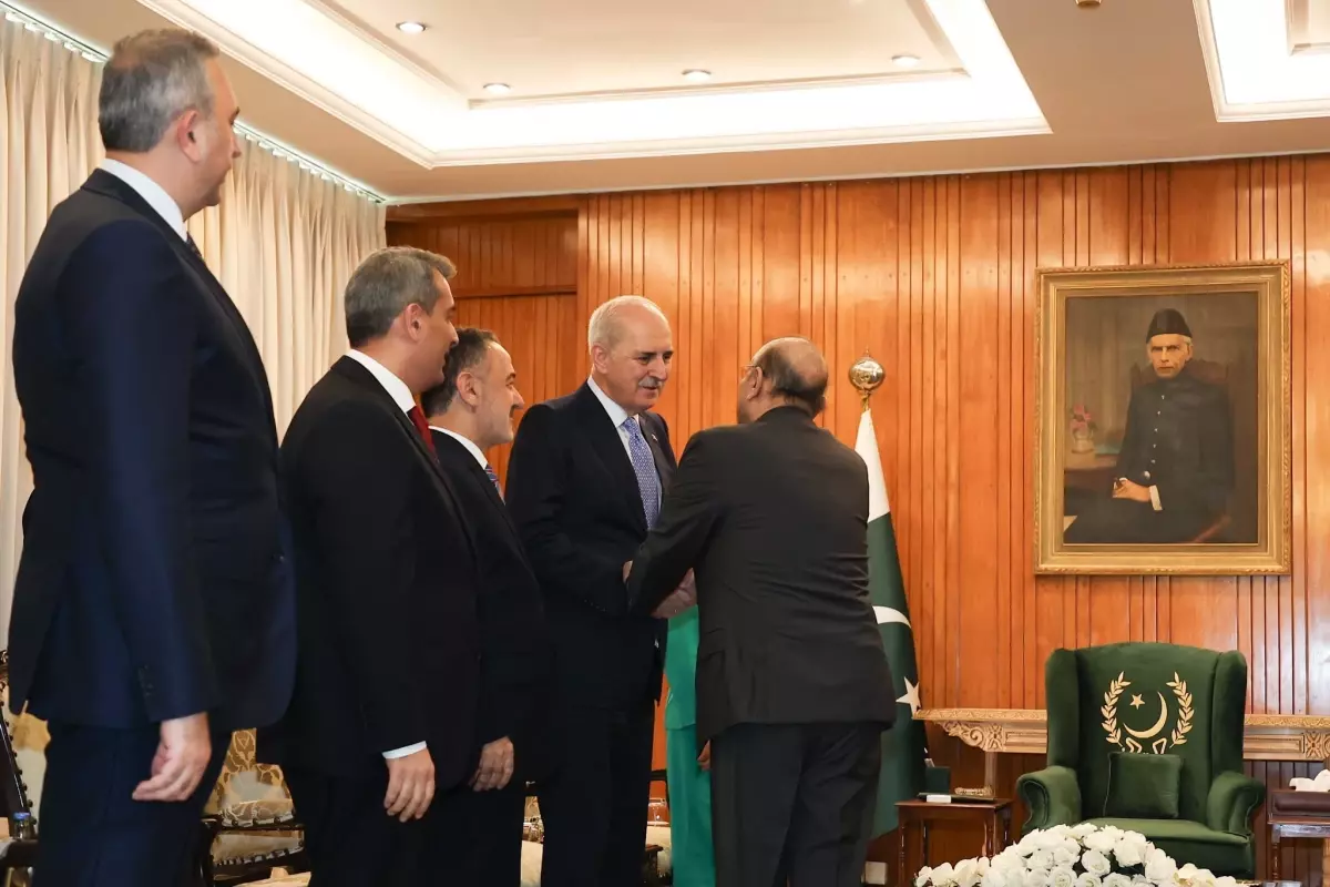 tbmm baskani numan kurtulmus pakistanda uclu parlamento toplantisina katildi TUmtf4kW.jpg