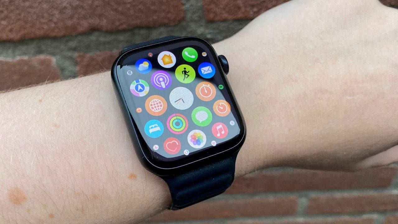 apple watch icin whatsapp uygulamasi yayinlandi BKubFPMN.jpg