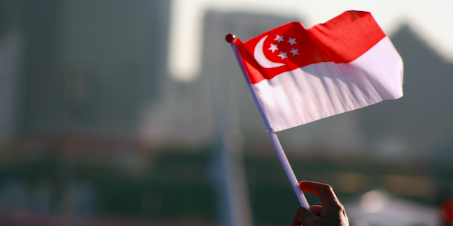 singapurda dolandiricilara kirbac cezasi ongoren yasa kabul edildi C3q61C7l.png